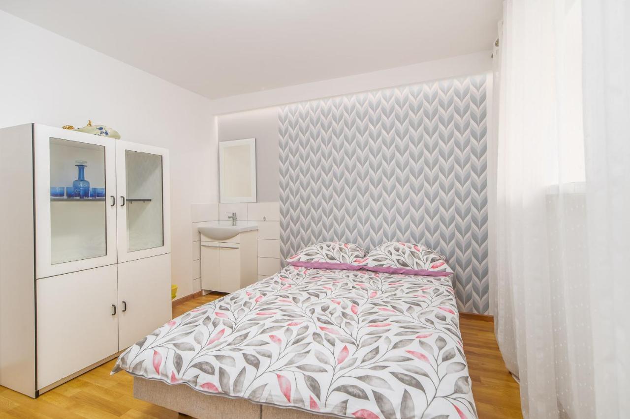 Pod Roza Wiatrow Apartman Kołobrzeg Kültér fotó